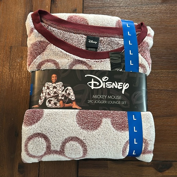 Disney Other - NEW Disney loungewear set/ large